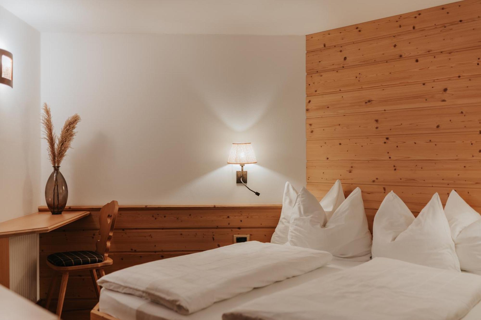 B&B Hotel Mirabel Ortisei Chambre photo